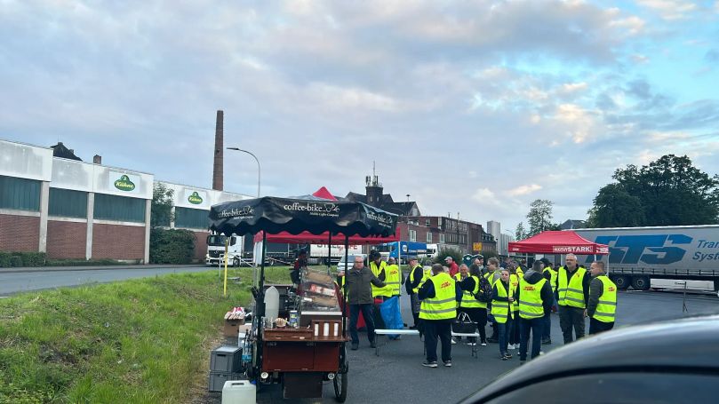 Barista-Service für Firmen in NRW Coffee-Bike auf einem Firmenevent in Düsseldorf – autarke Kaffeebar mit Stil